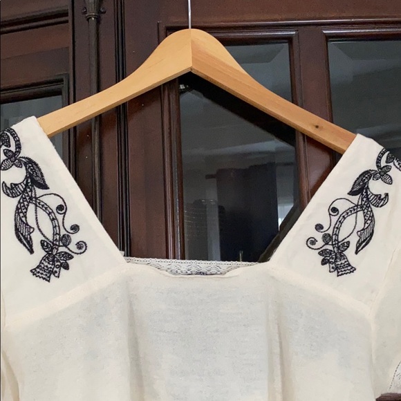 ZARA EUC beige blouse - Picture 7 of 11